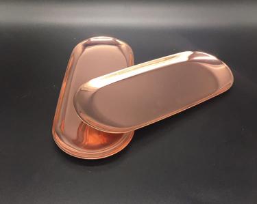 (RENTAL) Rose Gold Oval Tray