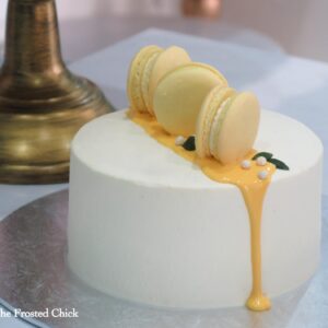 Minimalist Drip with Macarons (Fresh Cream Cake)