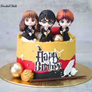 Harry Potter Inspired Golden Trio Cake