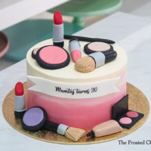 Makeup Ombre Cake