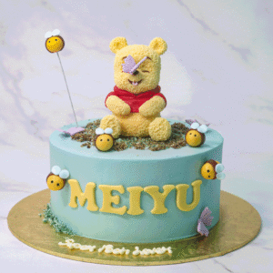 Playful Pooh Cake